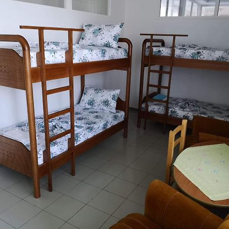 Kruja Hostel エクステリア 写真