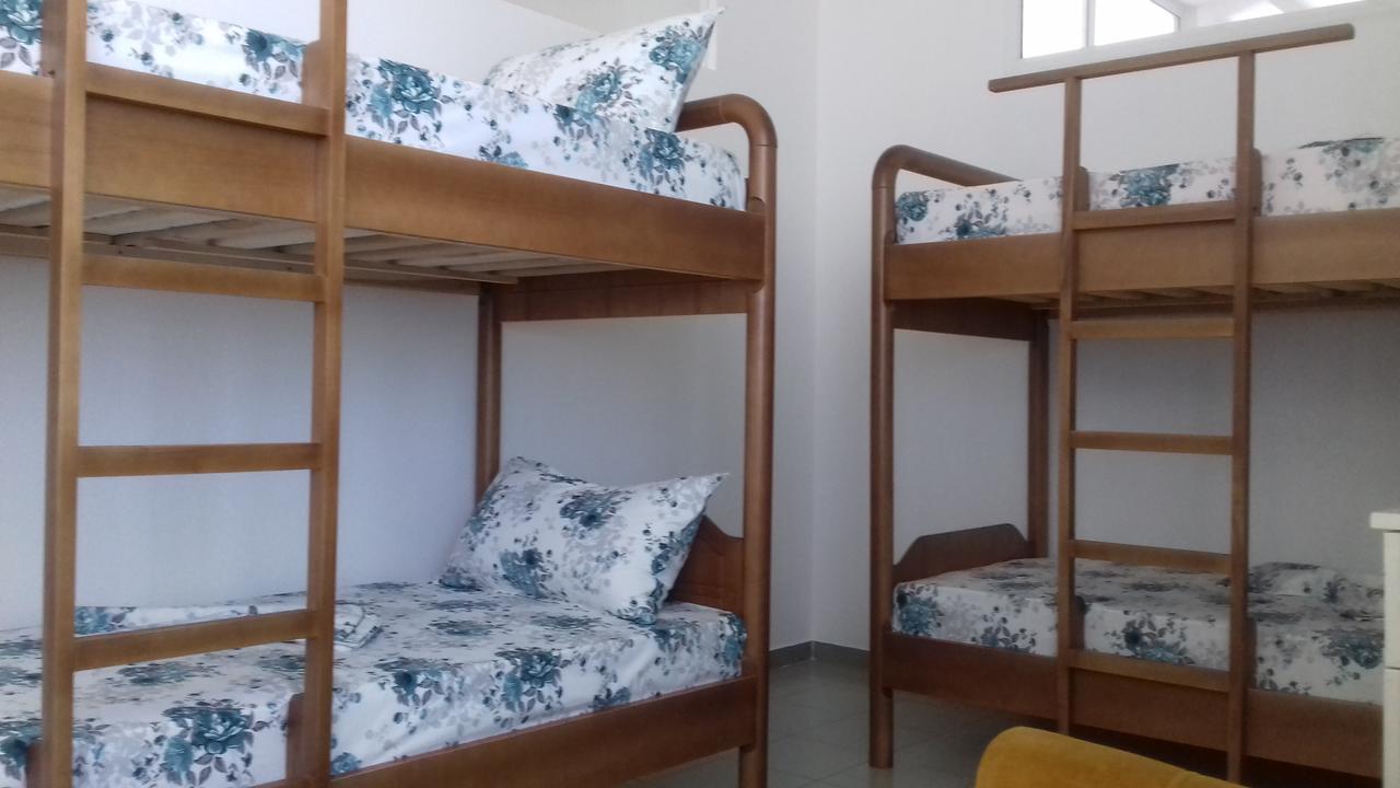 Kruja Hostel エクステリア 写真