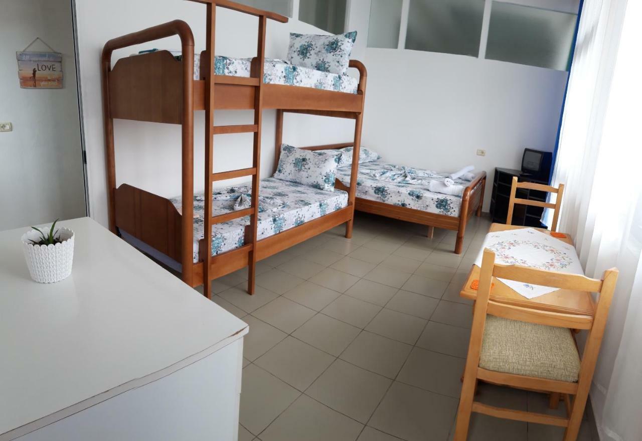 Kruja Hostel 部屋 写真