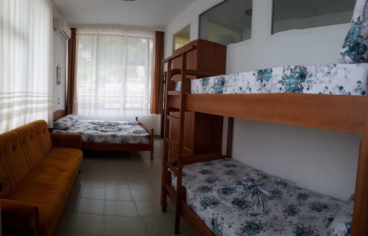 Kruja Hostel 部屋 写真