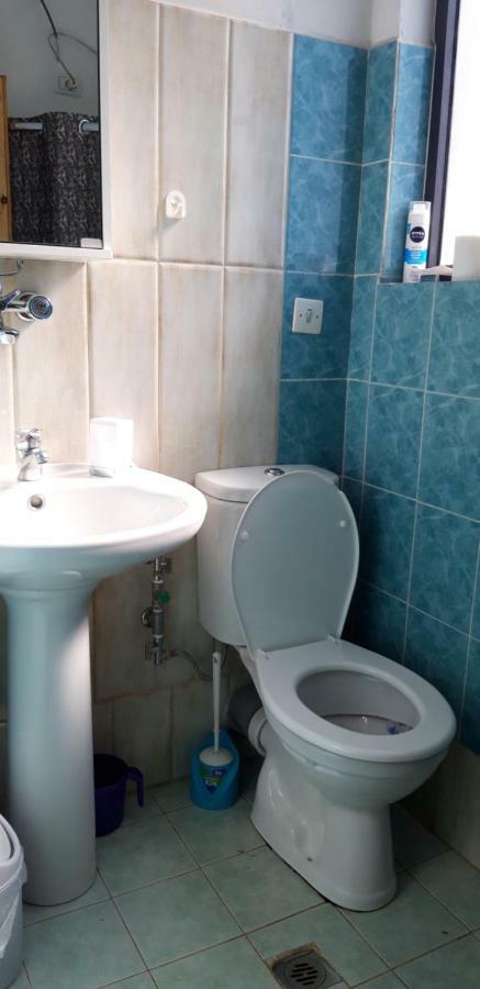 Kruja Hostel エクステリア 写真